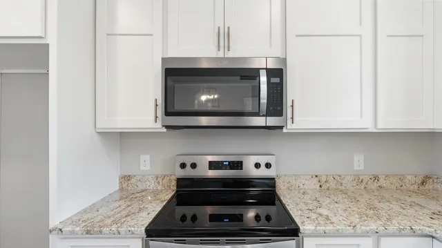 $347,700 | 208 Old State Highway 28, Whitwell, TN 37397