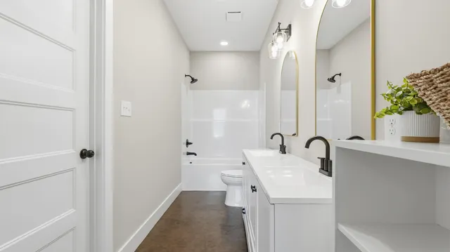 $347,700 | 208 Old State Highway 28, Whitwell, TN 37397