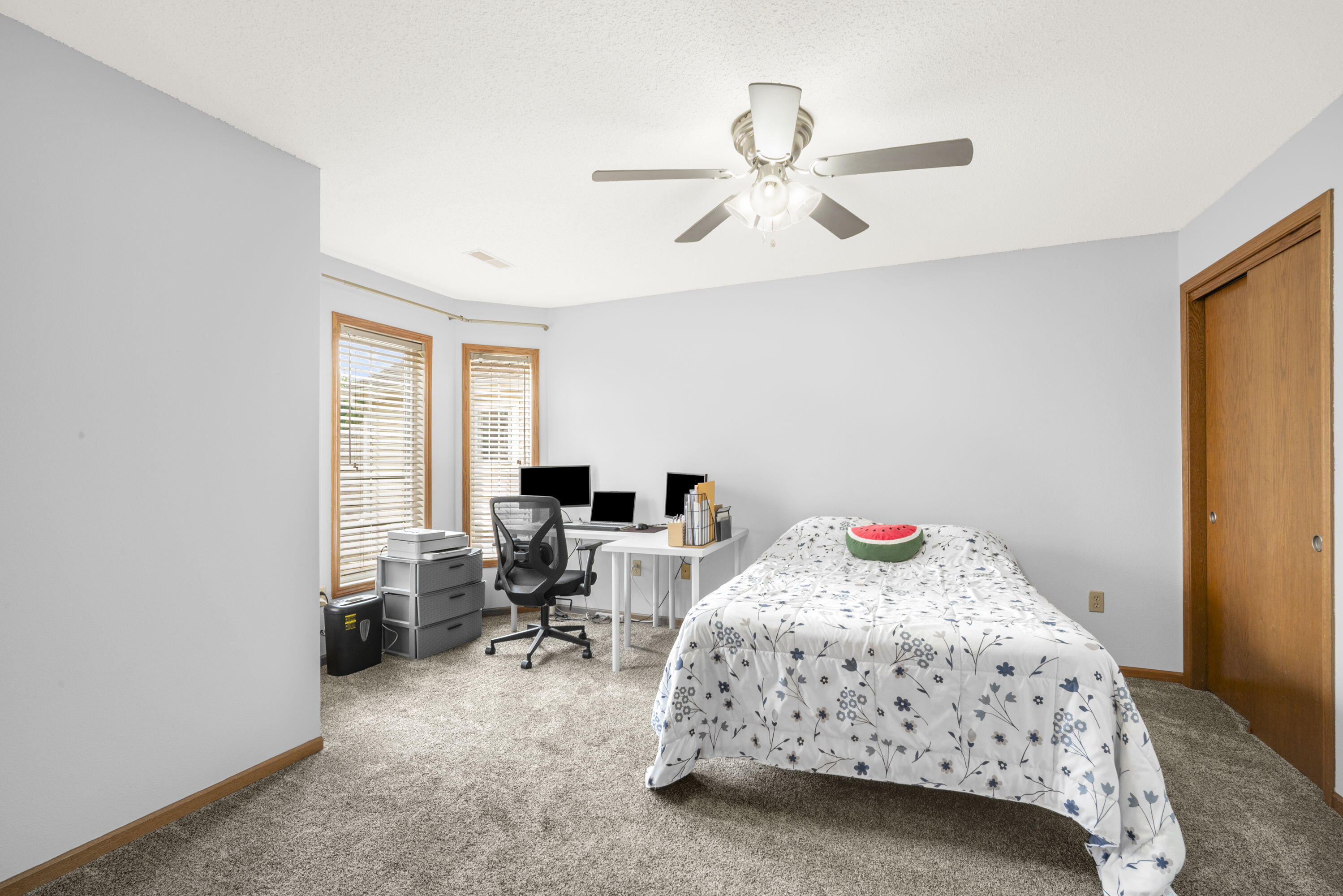 4511 South 124th Street New Berlin, WI 53151 - Photo 14 of 22 20_imgDSC06587