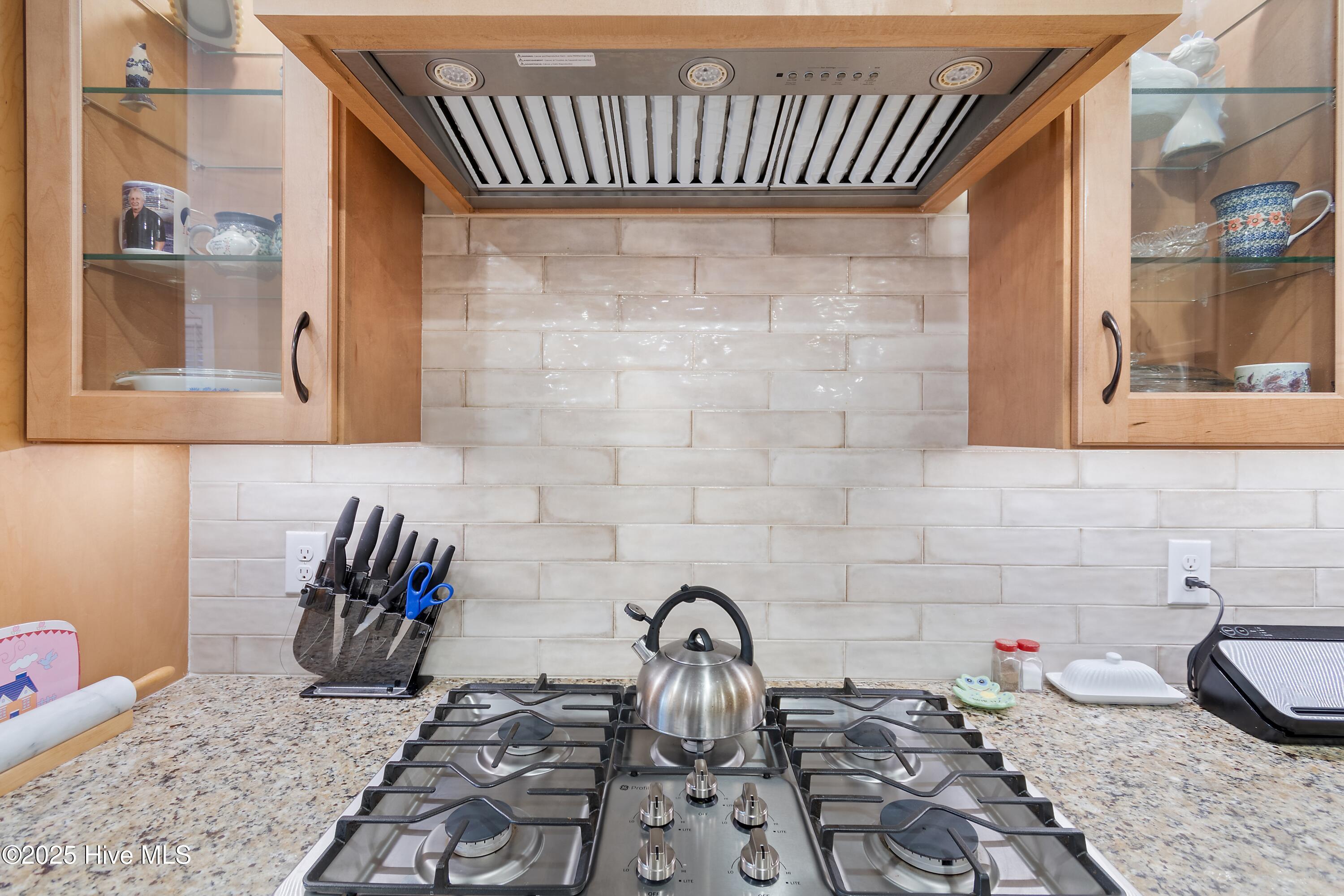 6482 Kirkwall Point Southwest Ocean Isle Beach, NC 28469 - Photo 12 of 91 Kitchen