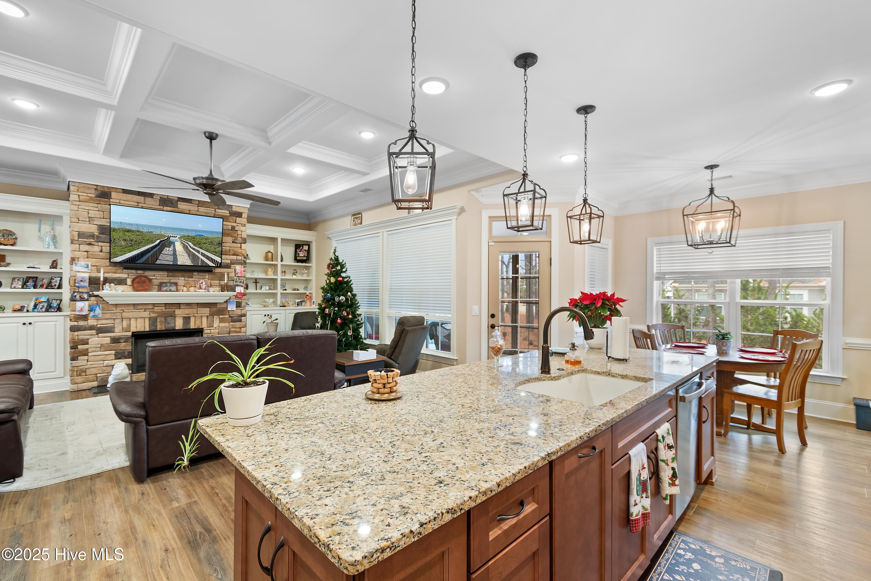 6482 Kirkwall Point Southwest Ocean Isle Beach, NC 28469 - Photo 15 of 91 Kitchen to LR