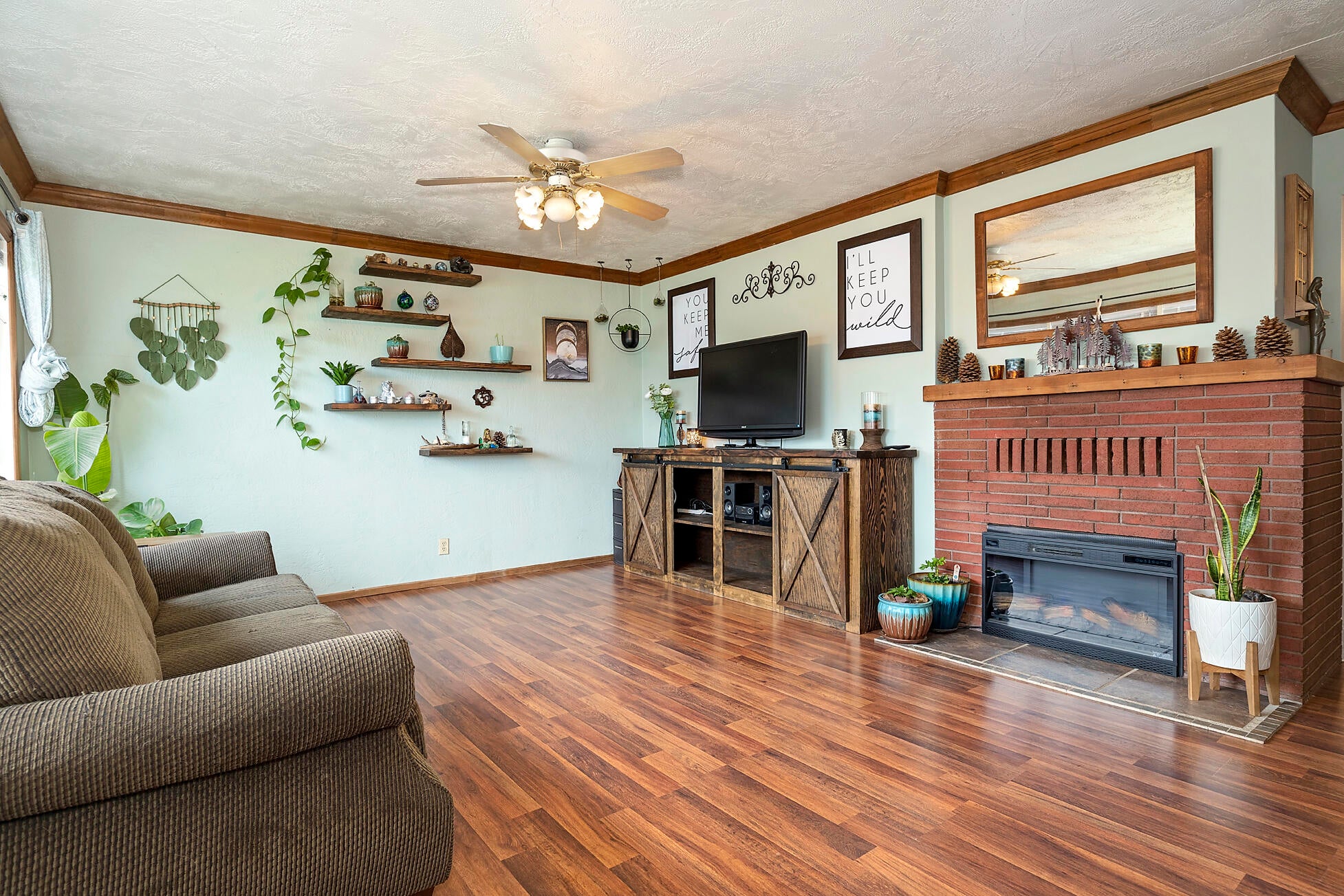 1856 Roberts Road Medford, OR 97504 - Photo 2 of 22 Roberts021 copy