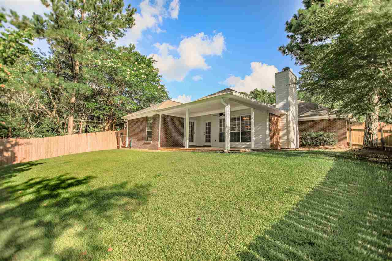281 Azalea Court Brandon, MS 39047 - Photo 8 of 28 Photo 8