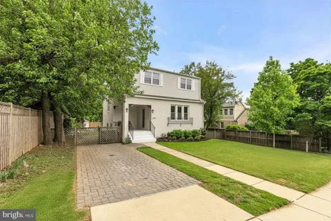 $799,900 | 2030 Luzerne Avenue, Silver Spring, MD 20910