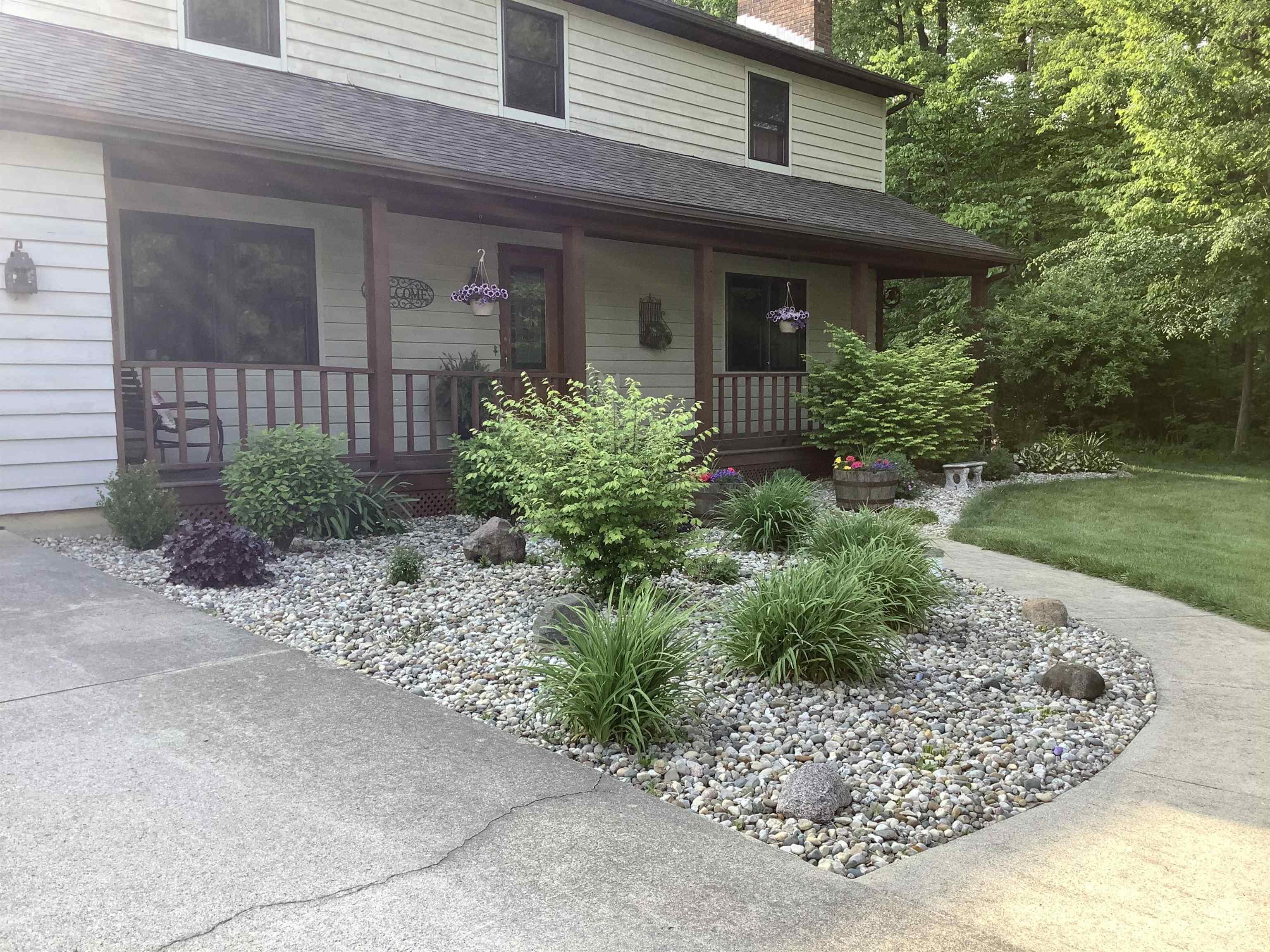 14208 Houk Road Monroeville, IN 46773 - Photo 2 of 31
