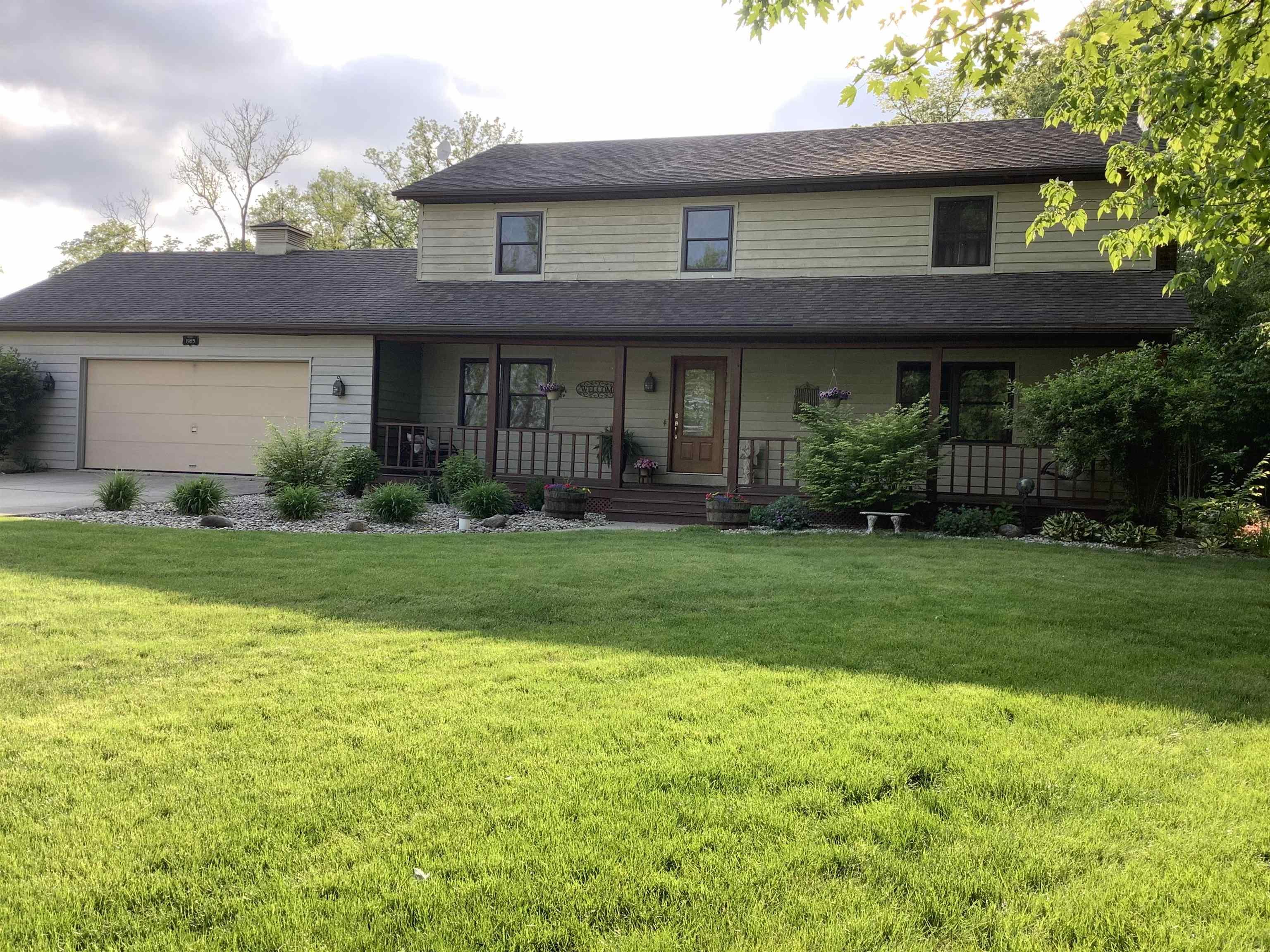 14208 Houk Road Monroeville, IN 46773 - Photo 3 of 31