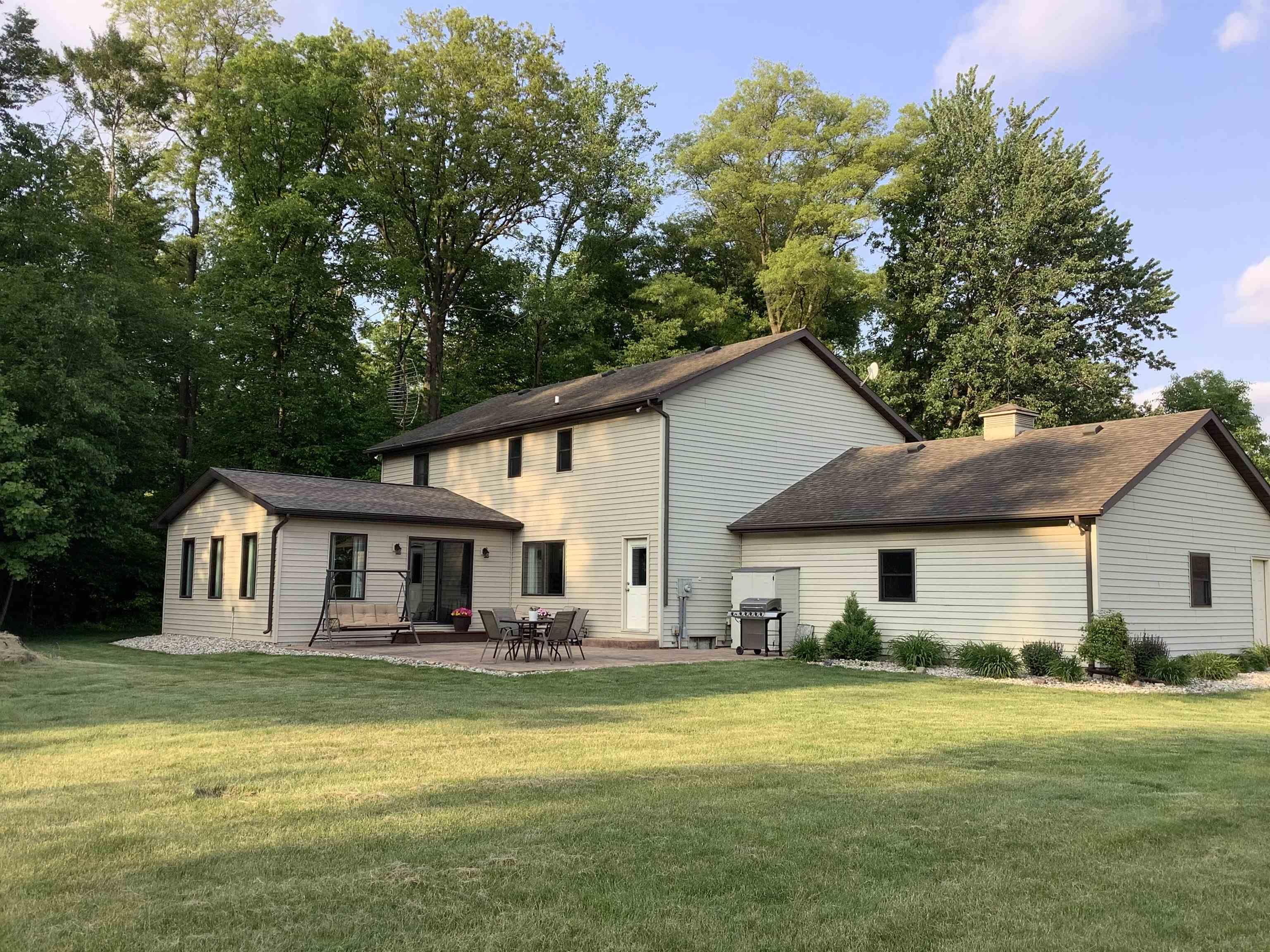 14208 Houk Road Monroeville, IN 46773 - Photo 8 of 31