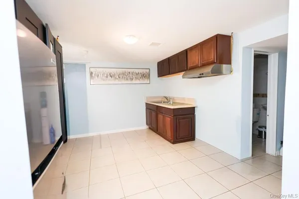 a view of utility room