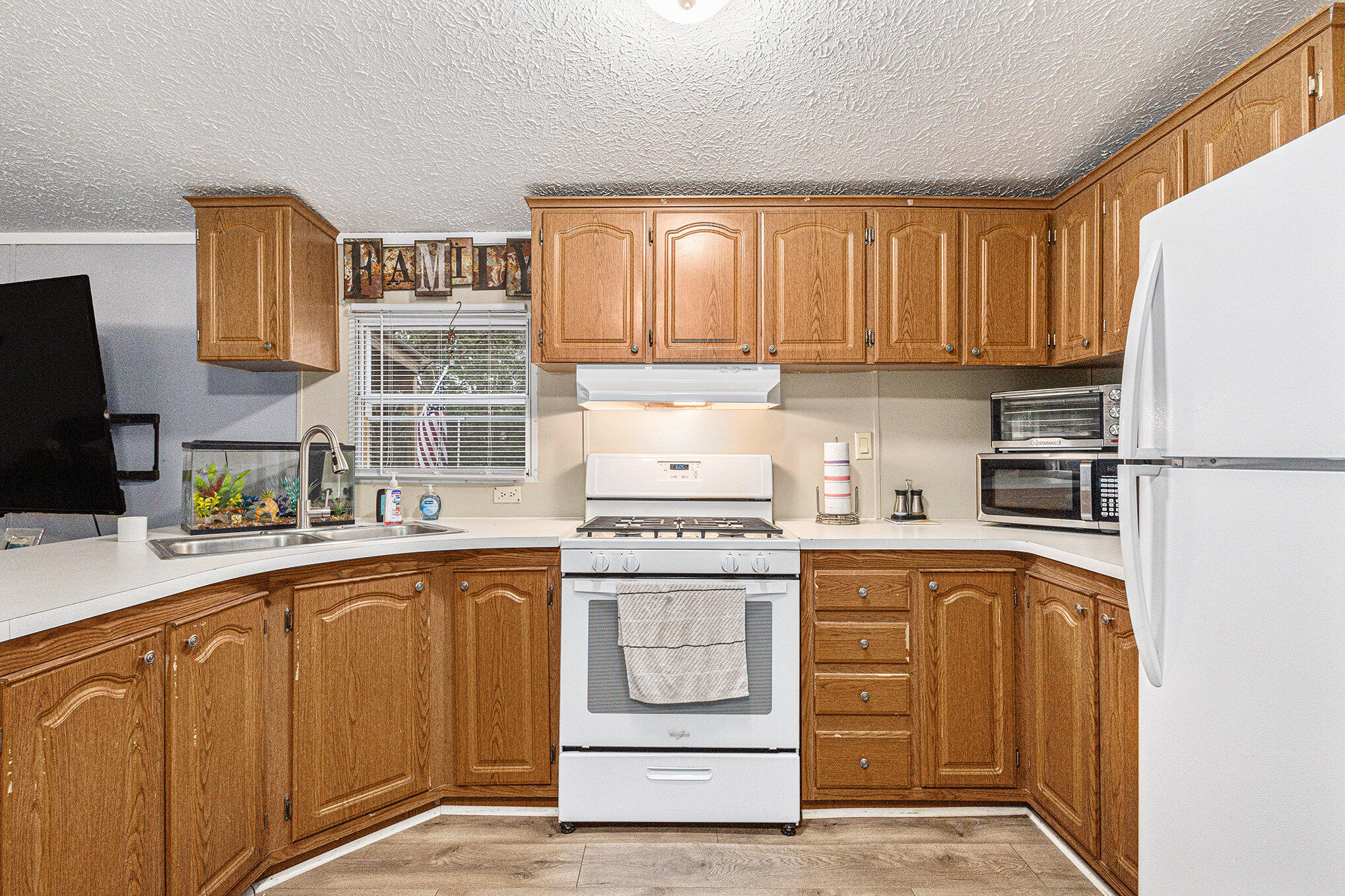 8893 Hayes Road Mecosta, MI 49332 - Photo 11 of 43 011_690a9681