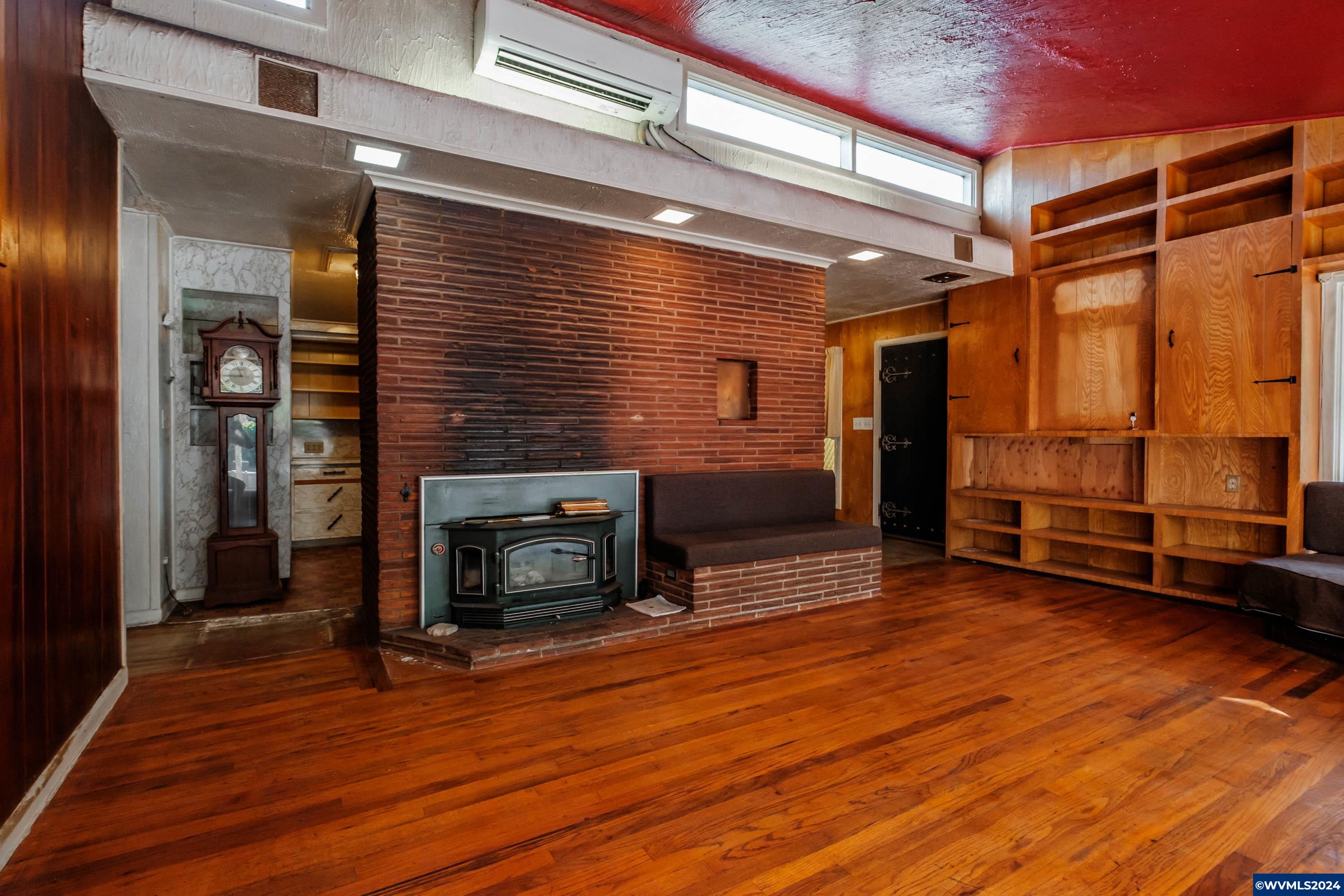 10895 Sunnyside Road Southeast Jefferson, OR 97352 - Photo 20 of 42 Gallery Image 20