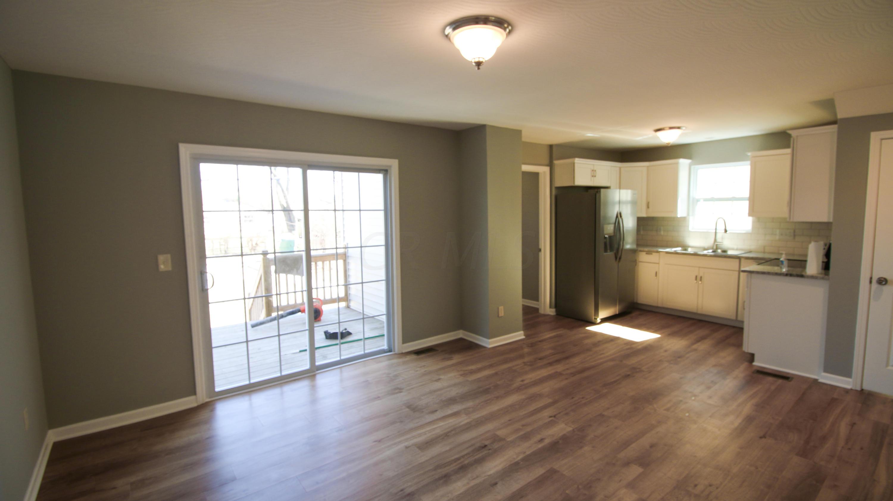 1322 Lockbourne Road Columbus, OH 43206 - Photo 12 of 38
