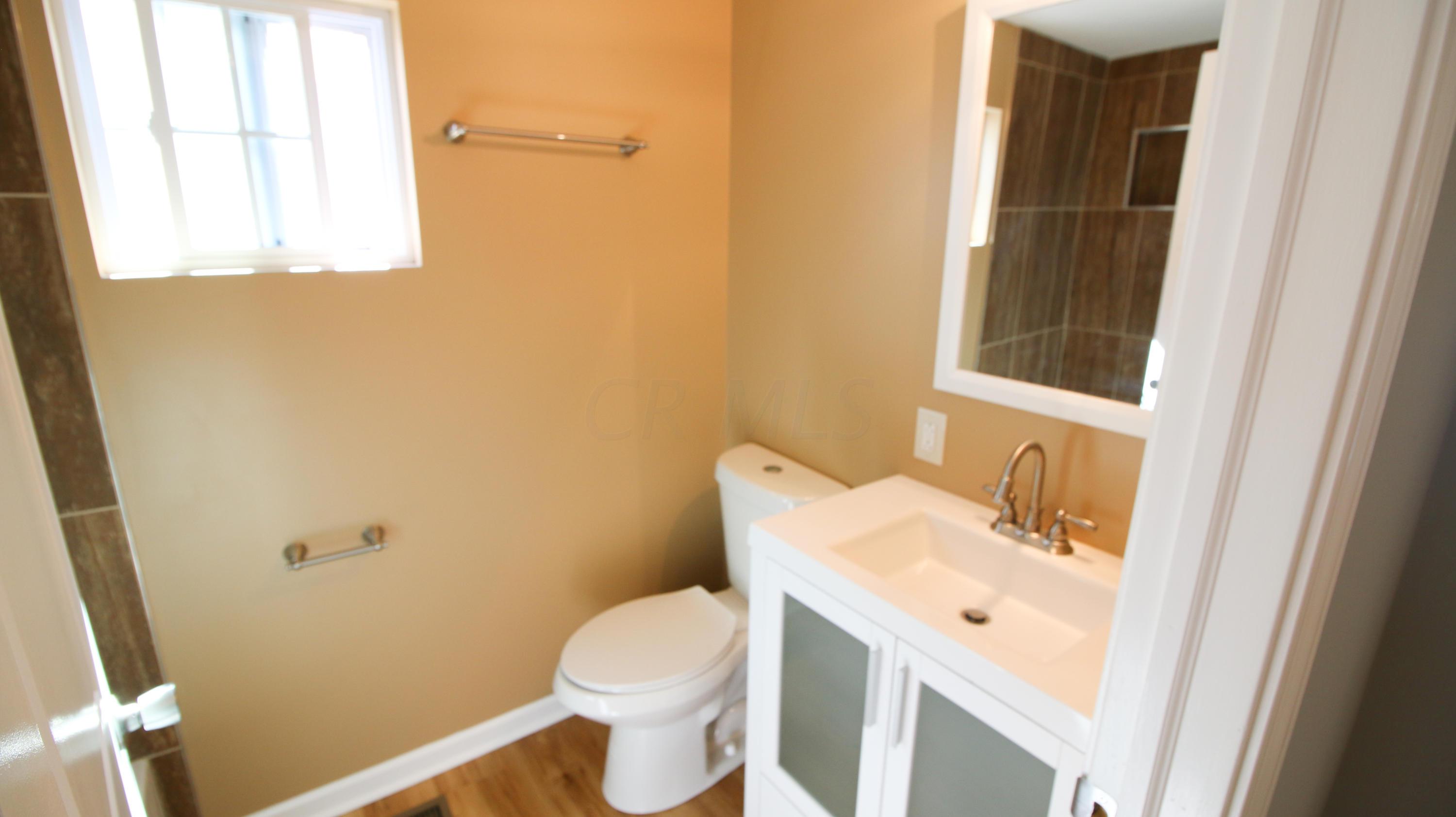 1322 Lockbourne Road Columbus, OH 43206 - Photo 15 of 38
