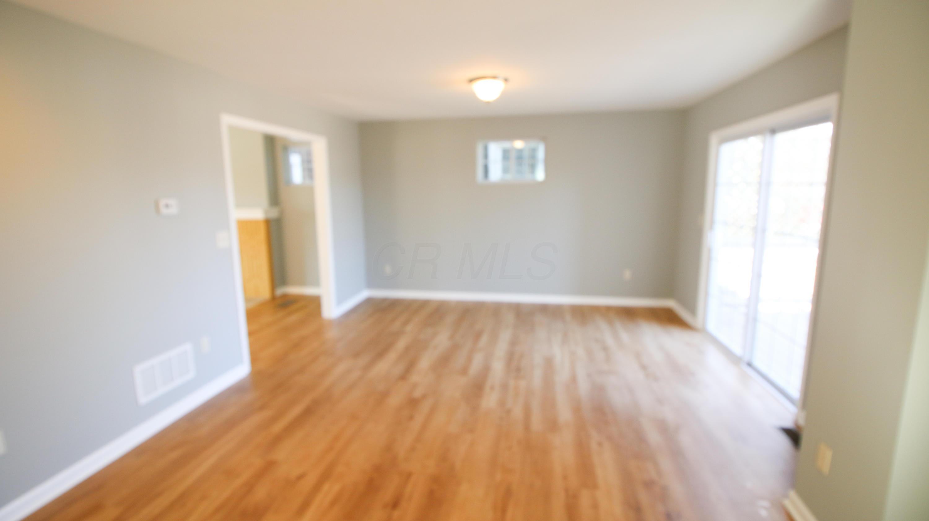 1322 Lockbourne Road Columbus, OH 43206 - Photo 16 of 38