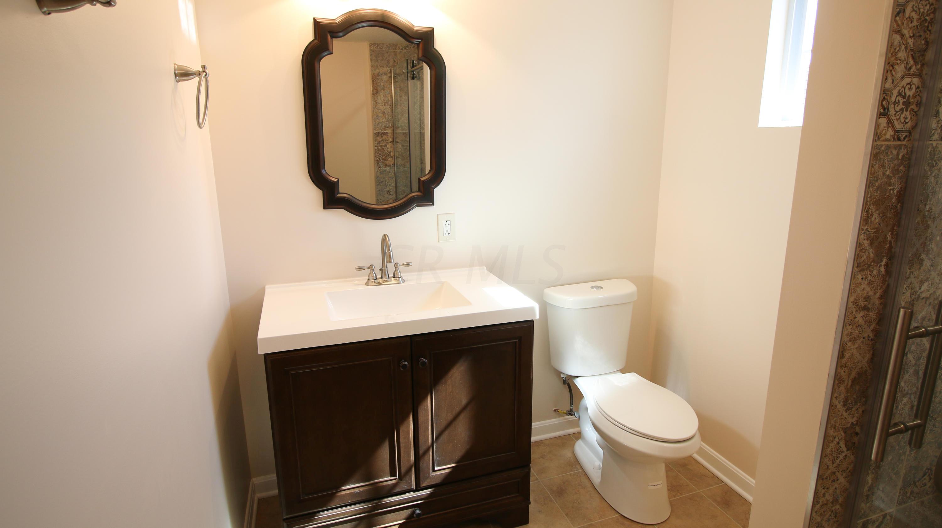 1322 Lockbourne Road Columbus, OH 43206 - Photo 22 of 38
