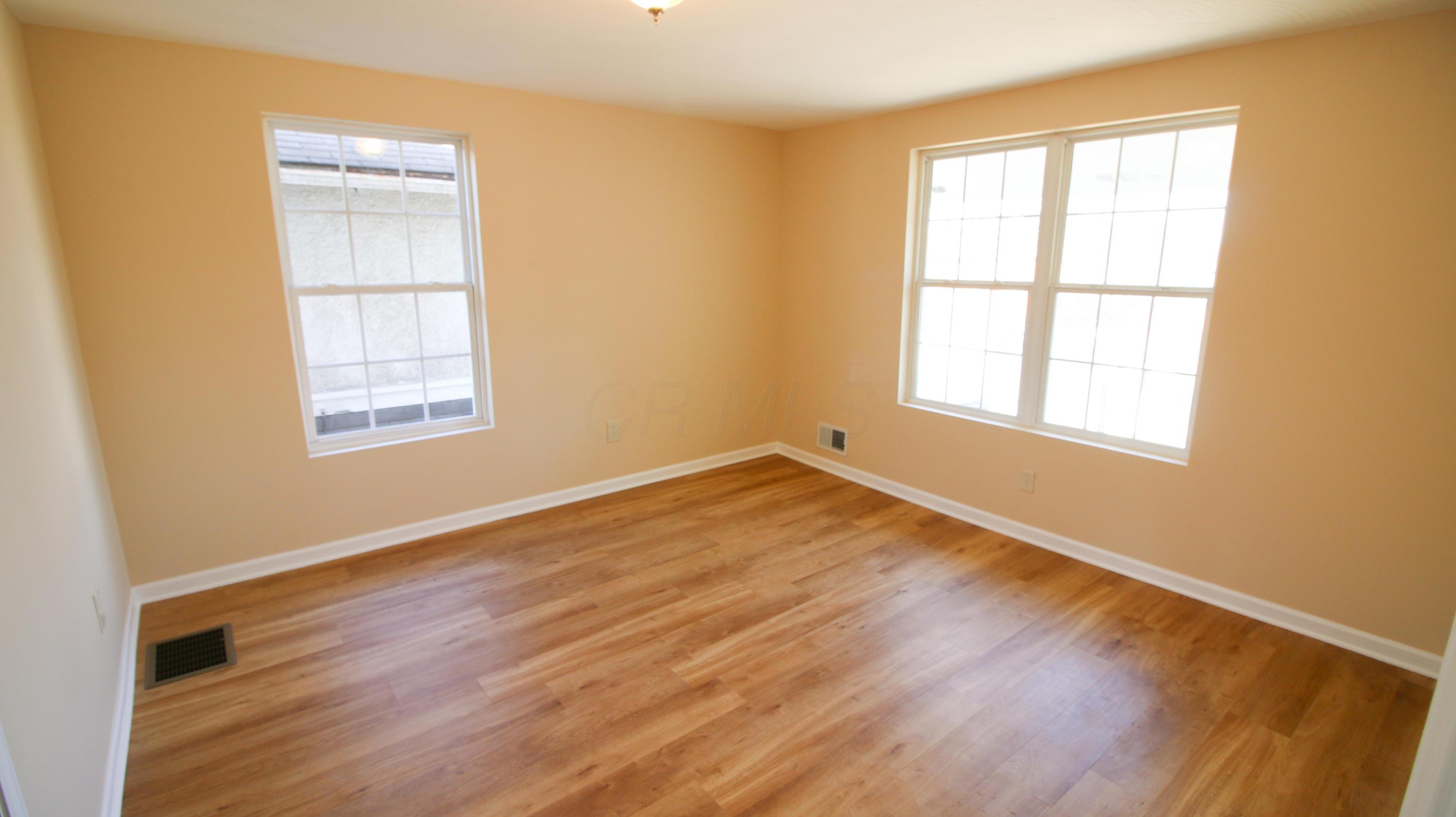 1322 Lockbourne Road Columbus, OH 43206 - Photo 25 of 38