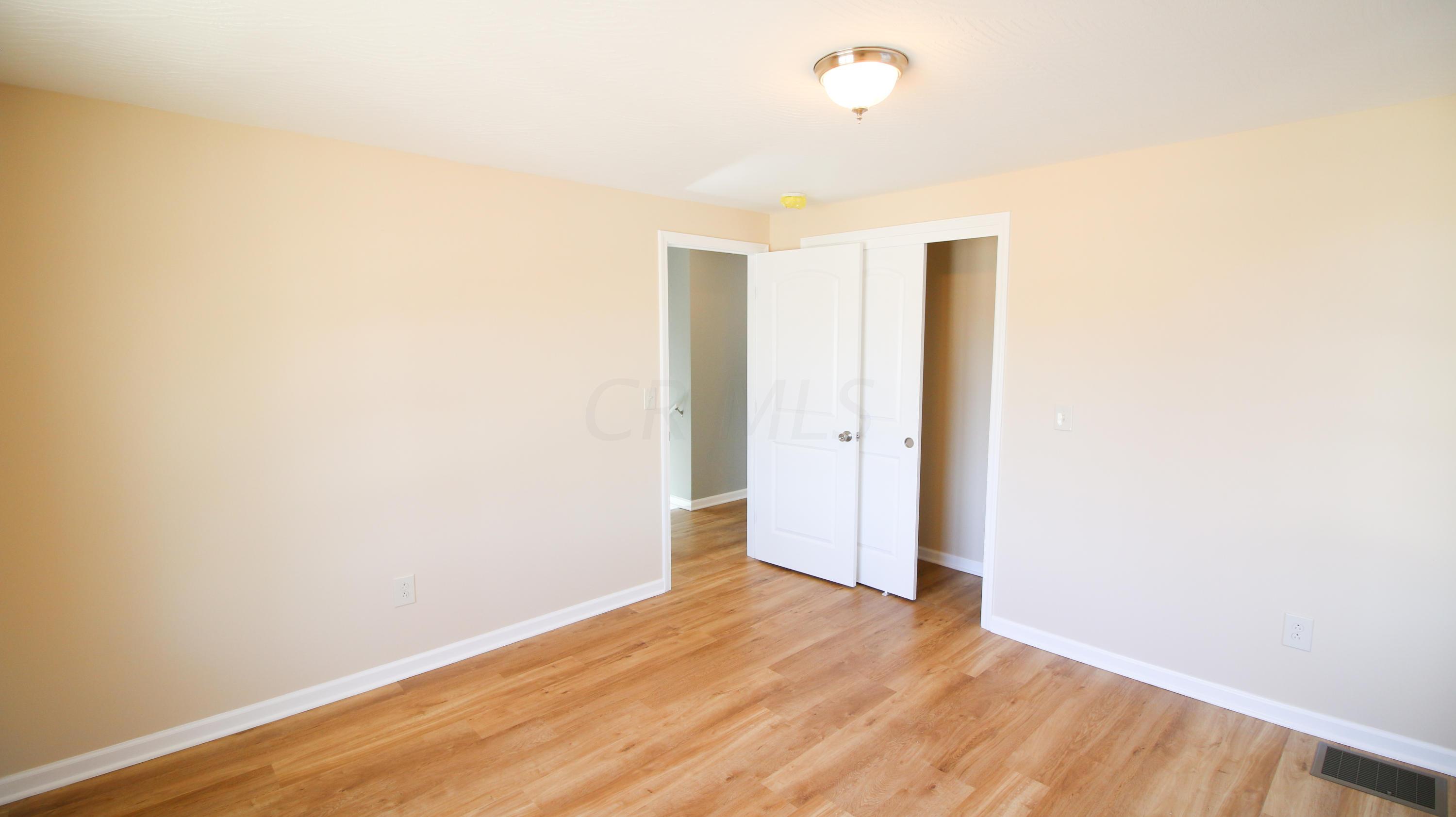 1322 Lockbourne Road Columbus, OH 43206 - Photo 28 of 38