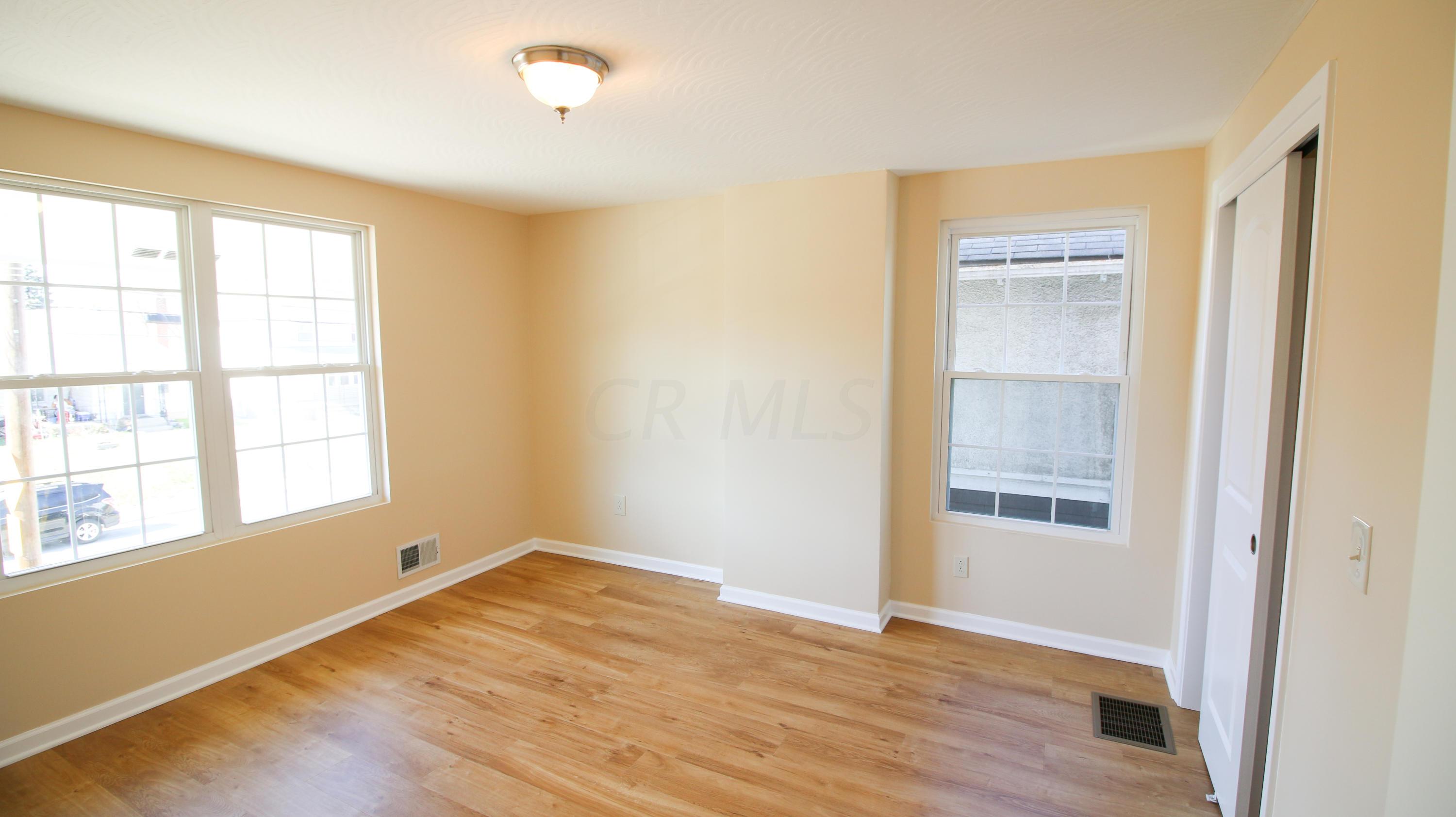 1322 Lockbourne Road Columbus, OH 43206 - Photo 29 of 38