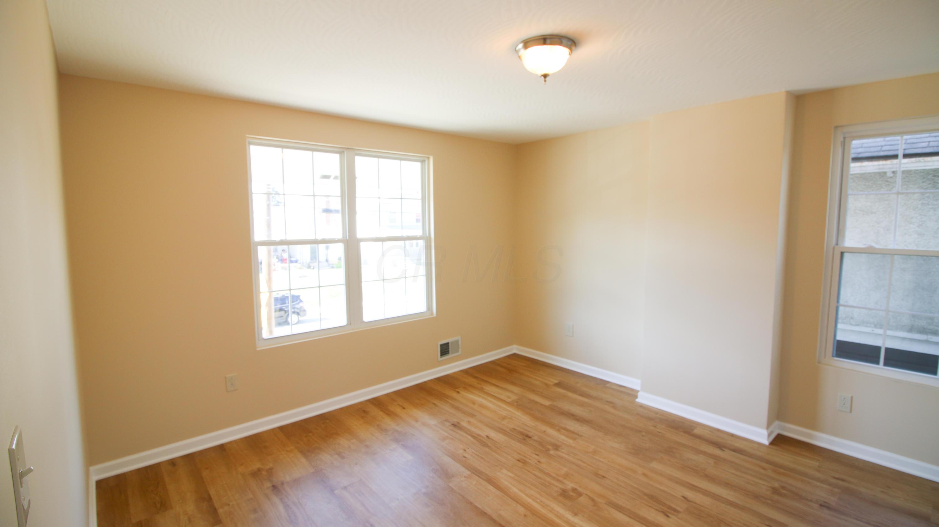 1322 Lockbourne Road Columbus, OH 43206 - Photo 30 of 38