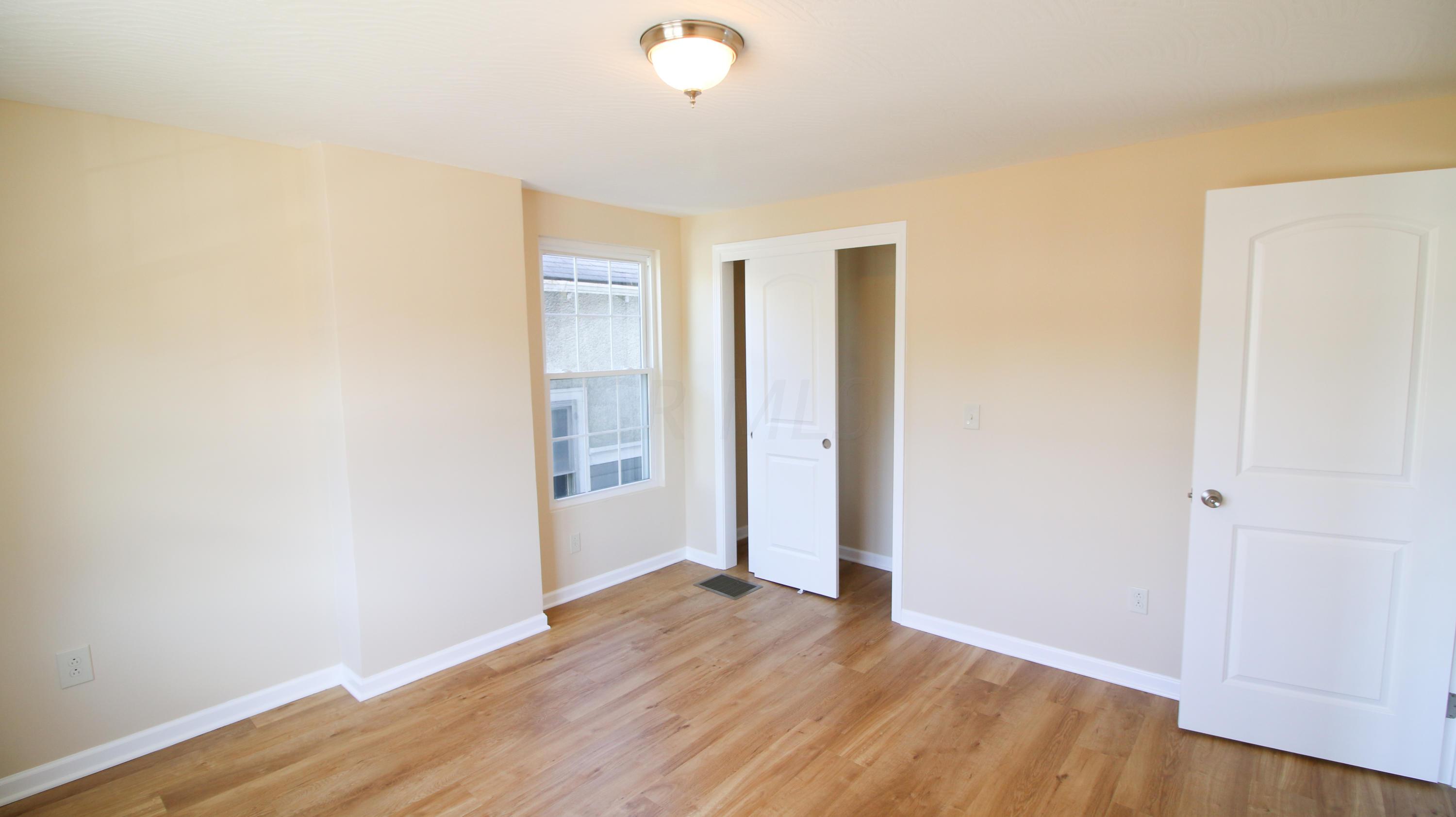 1322 Lockbourne Road Columbus, OH 43206 - Photo 31 of 38