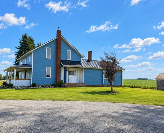 $275,000 | 19671 Zolman Road, Fredericktown, OH 43019