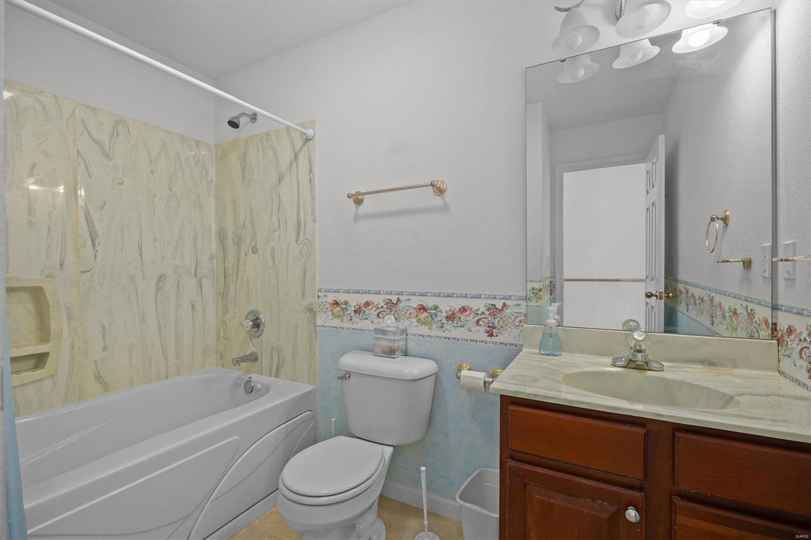 1616 Pontoon Road Granite City, IL 62040 - Photo 18 of 36 Gallery Image 18