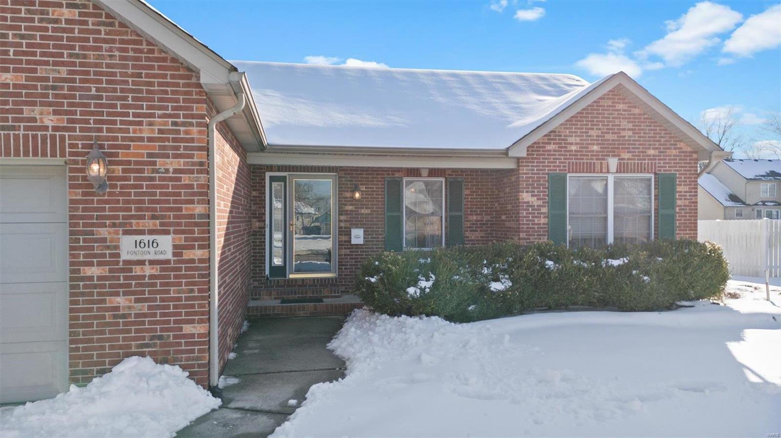 1616 Pontoon Road Granite City, IL 62040 - Photo 2 of 36 Gallery Image 2