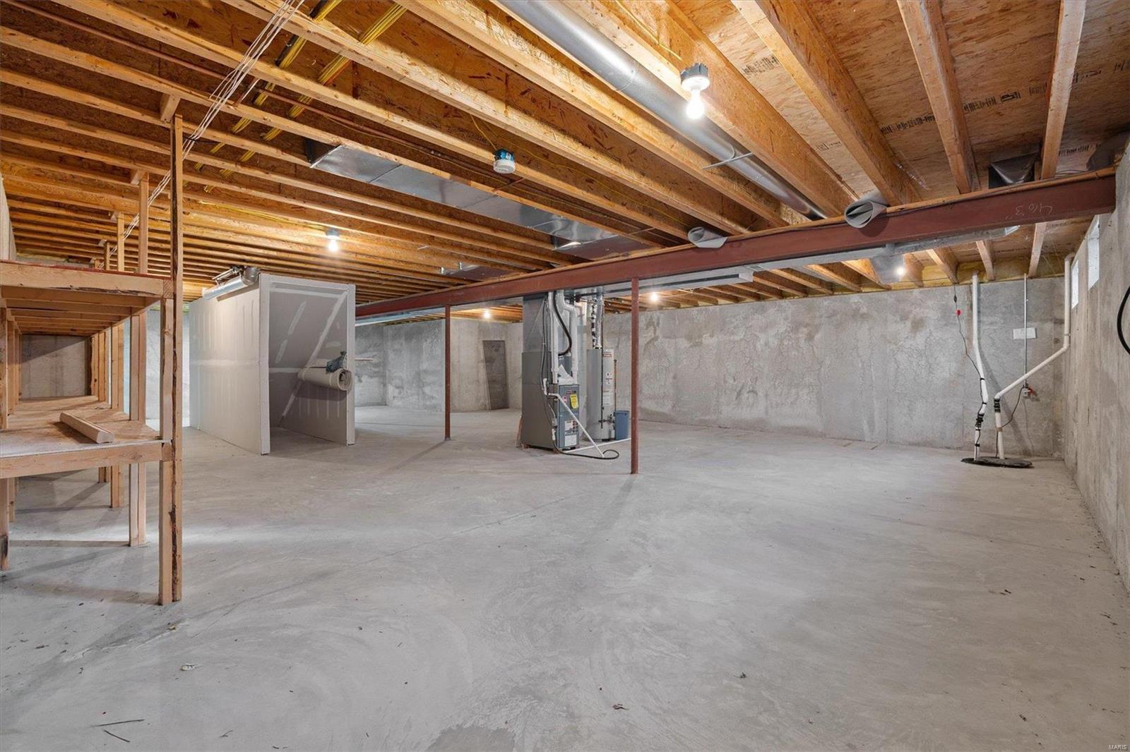 1616 Pontoon Road Granite City, IL 62040 - Photo 27 of 36 Gallery Image 27