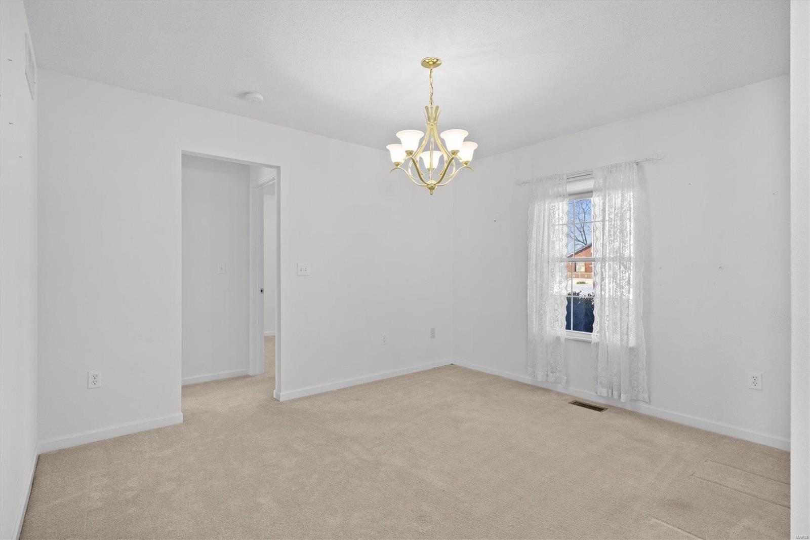 1616 Pontoon Road Granite City, IL 62040 - Photo 6 of 36 Gallery Image 6