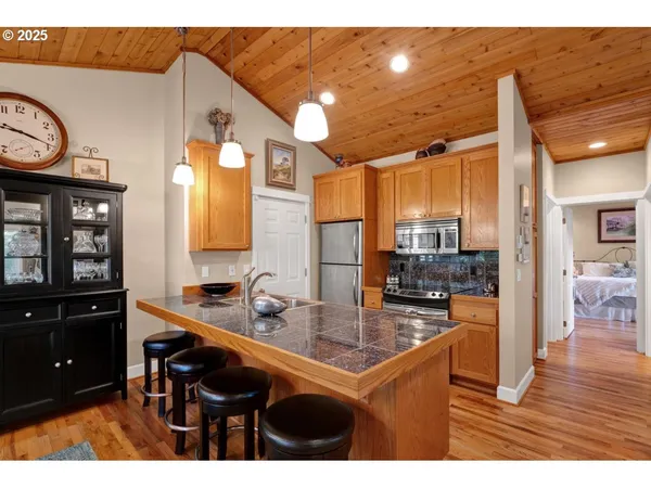 $399,500 | 2014 Royal Saint Georges Drive, Florence, OR 97439