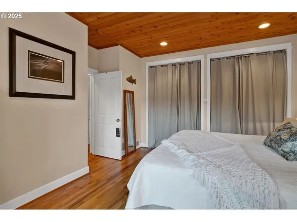 $399,500 | 2014 Royal Saint Georges Drive, Florence, OR 97439