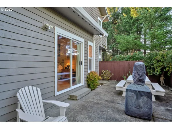$399,500 | 2014 Royal Saint Georges Drive, Florence, OR 97439