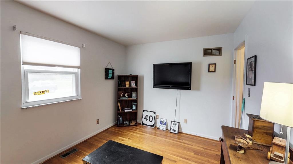 8430 South McGregor Road Indianapolis, IN 46259 - Photo 14 of 47