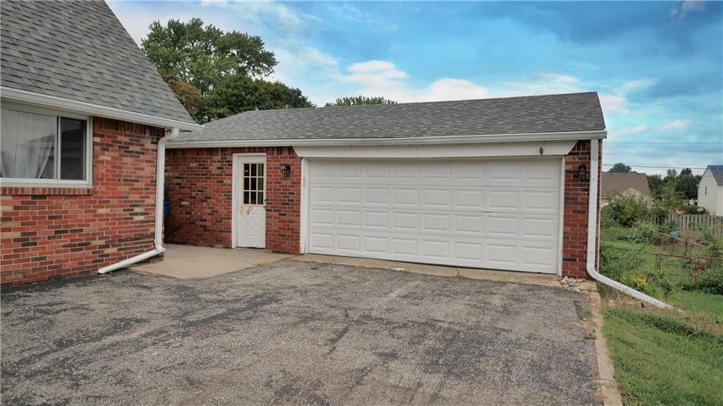 8430 South McGregor Road Indianapolis, IN 46259 - Photo 37 of 47