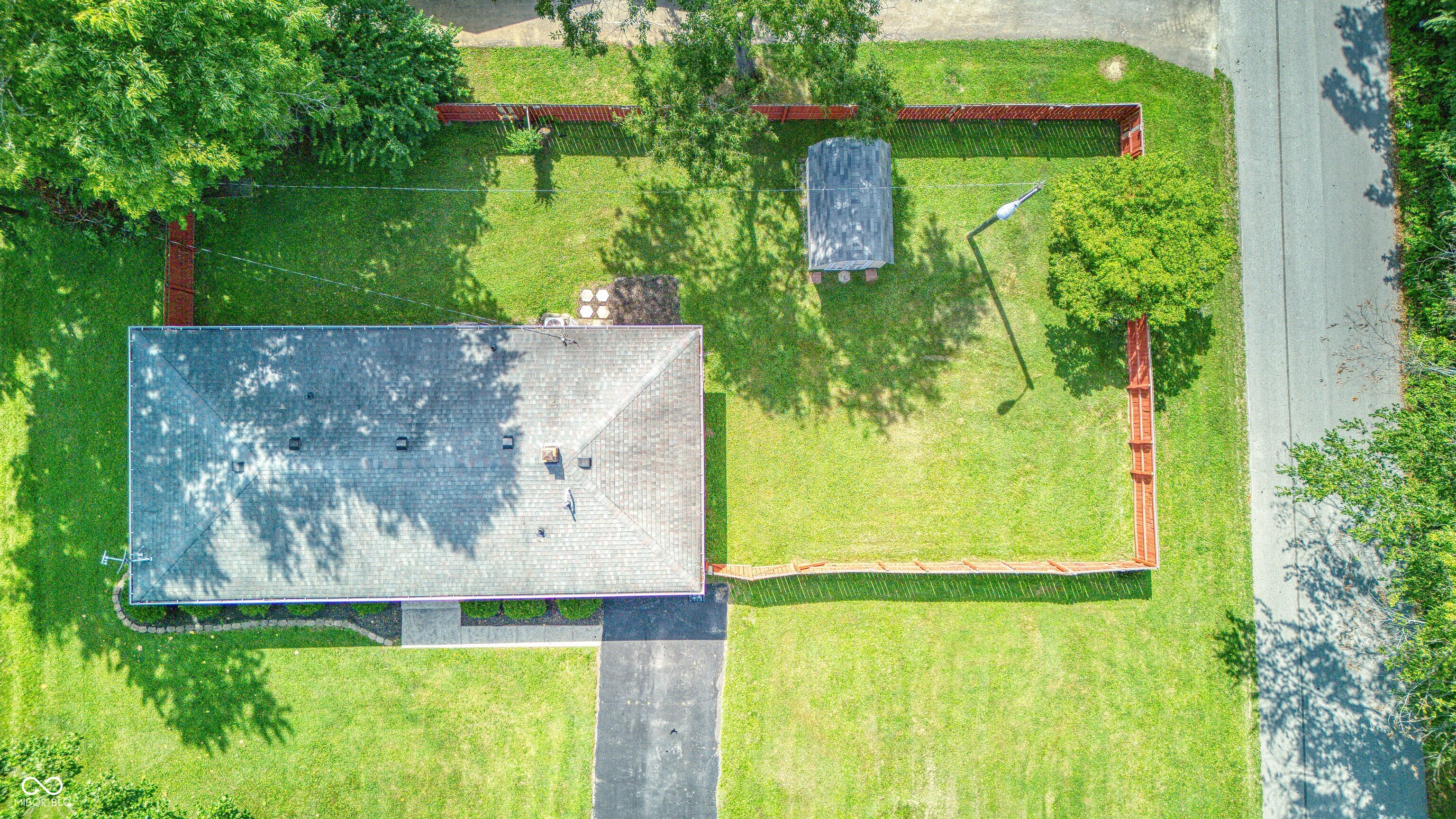 4610 Brill Road Indianapolis, IN 46227 - Photo 4 of 24 Gallery Image 4