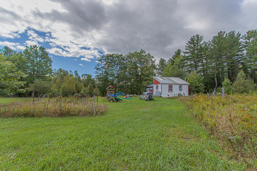 331 Middle Road New Portland, ME 04961 - Photo 18 of 27 photo-10