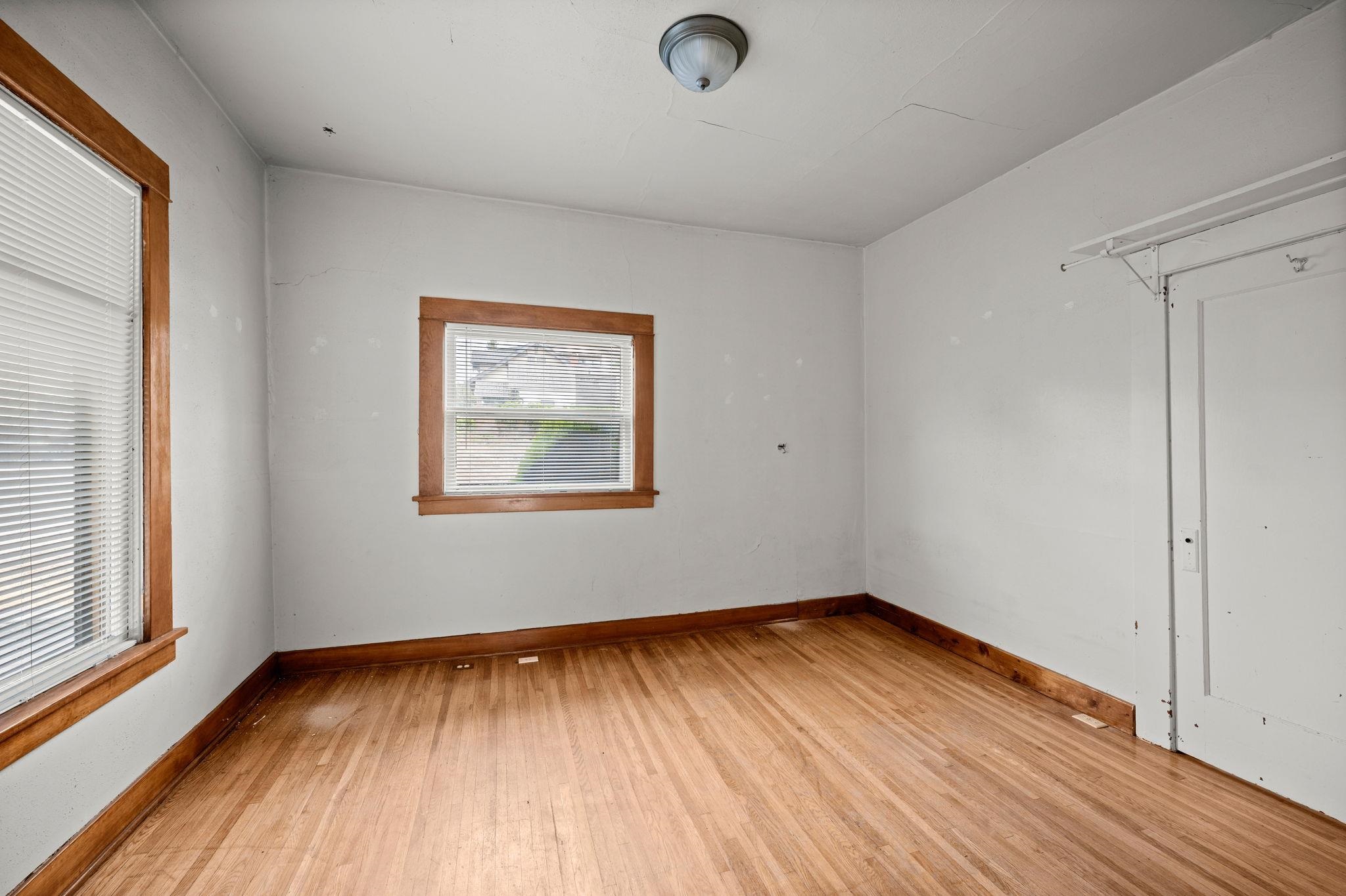 608 South Hatch Street Spokane, WA 99202 - Photo 12 of 21