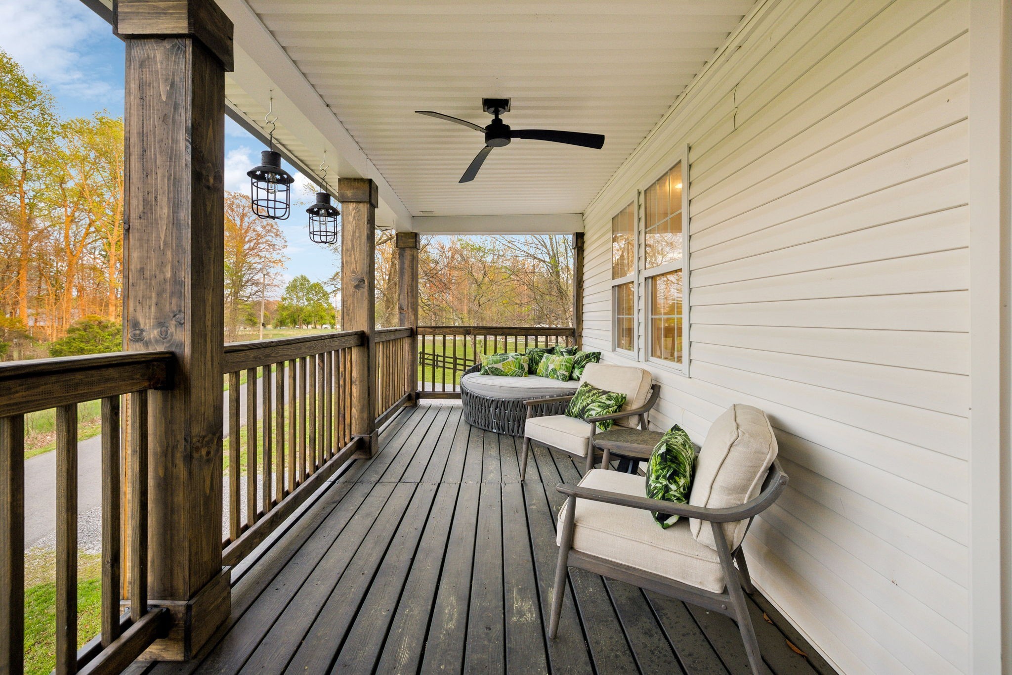 1054 Coker Ford Road Portland, TN 37148 - Photo 58 of 72 a view of two chairs in the balcony