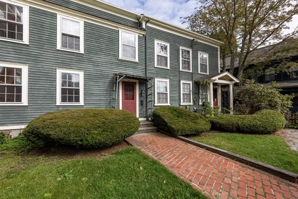 $2,750 | 20 Darling Street, Unit NONE, Marblehead, MA 01945