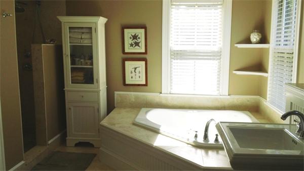 72 Gilson Road Scituate, MA 02066 - Photo 13 of 15 Gallery Image 13