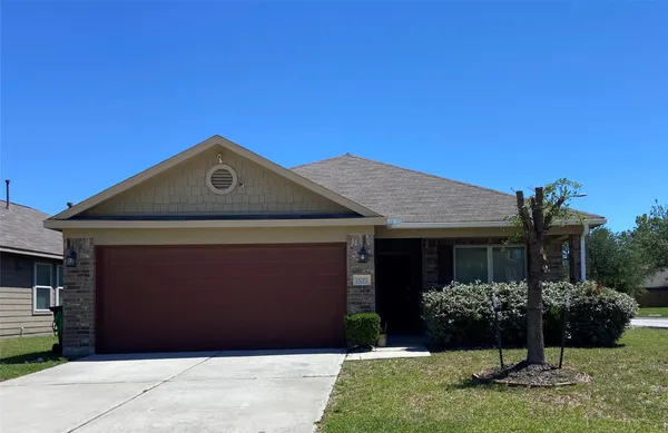 $1,900 | 15202 Pecan Lndg Drive, Houston, TX 77090