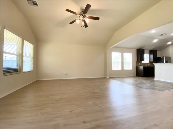 $1,900 | 15202 Pecan Lndg Drive, Houston, TX 77090