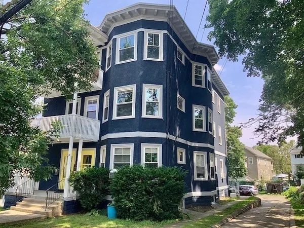 $3,500 | 10 Mt Vernon Street, Unit 3, Arlington, MA 02476