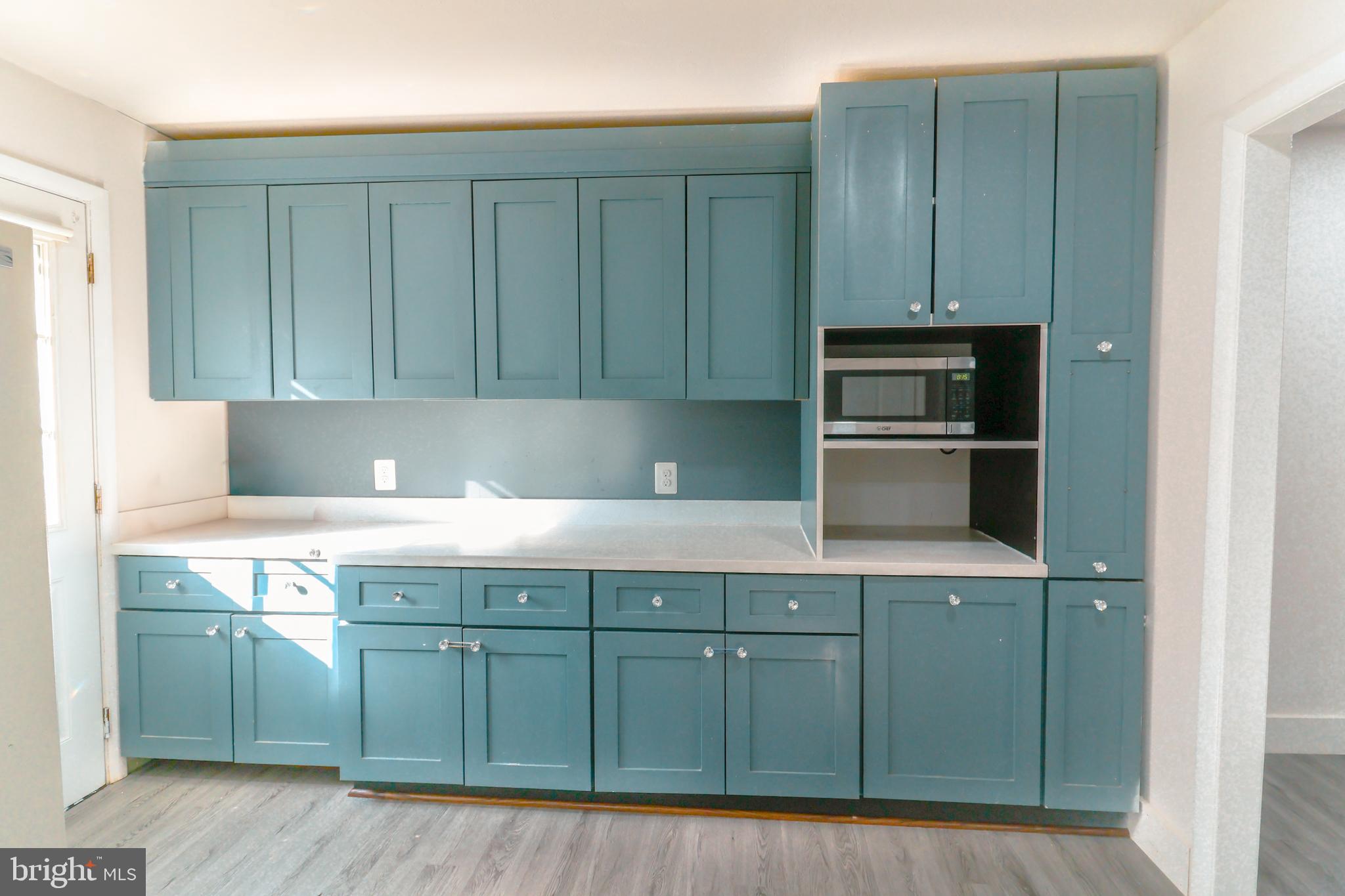12704 Purcell Road Manassas, VA 20112 - Photo 14 of 47 MAIN KITCHEN UPPER CONT.