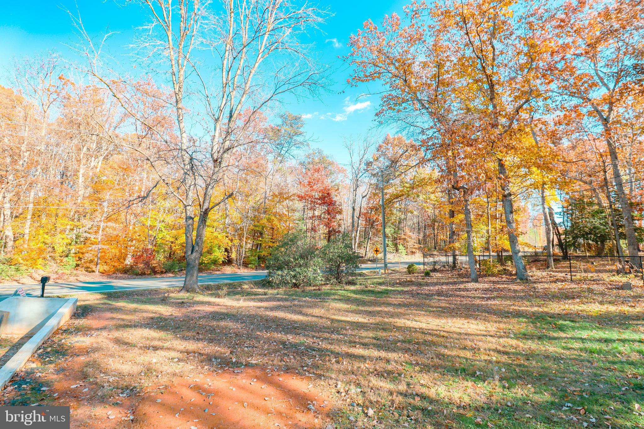 12704 Purcell Road Manassas, VA 20112 - Photo 42 of 47 FRONT YARD VIEW