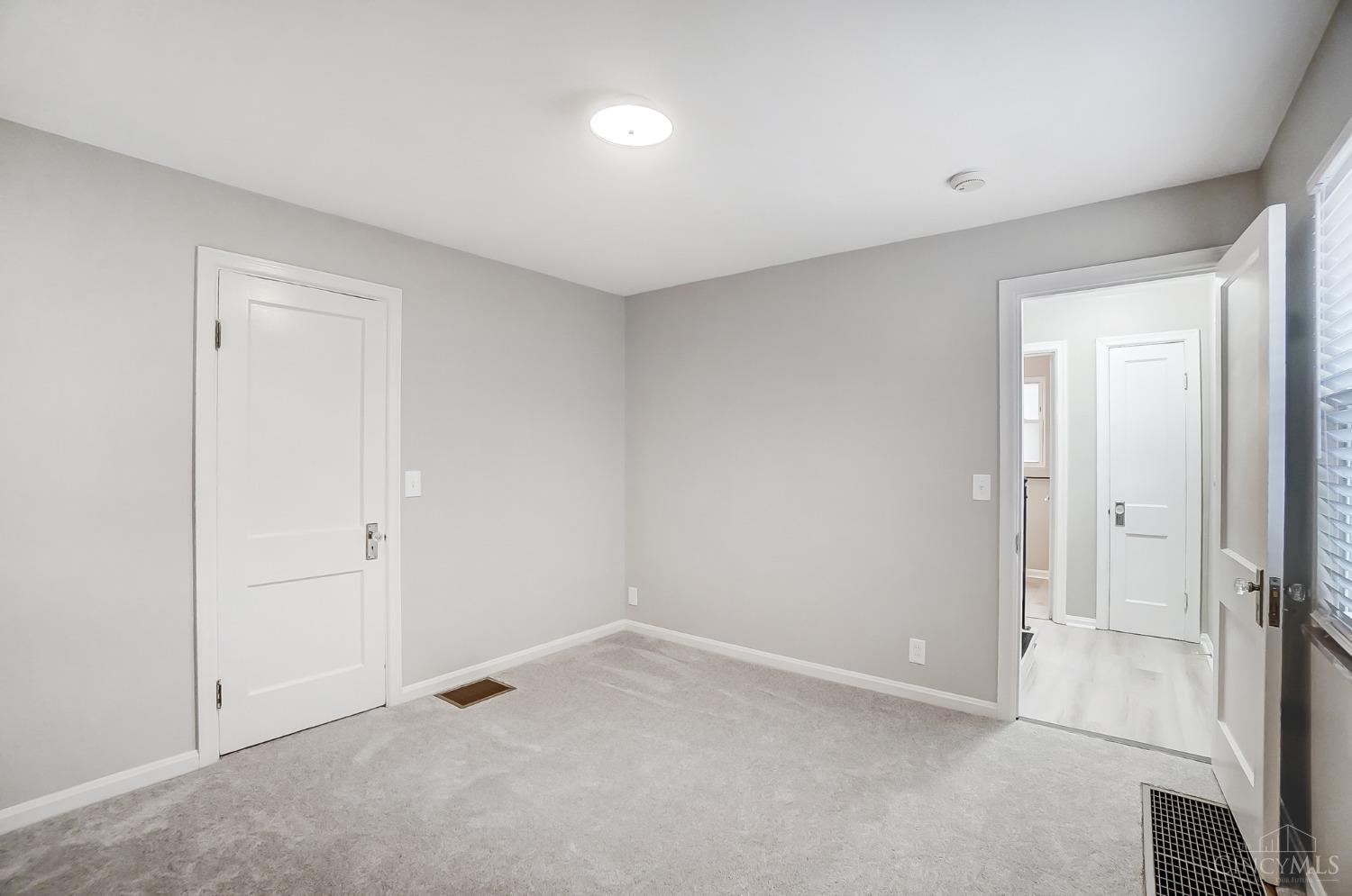 3511 West Galbraith Road Cincinnati, OH 45239 - Photo 19 of 42