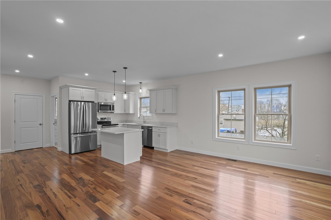 11 Stone Street, Unit A Providence, RI 02904 - Photo 6 of 29