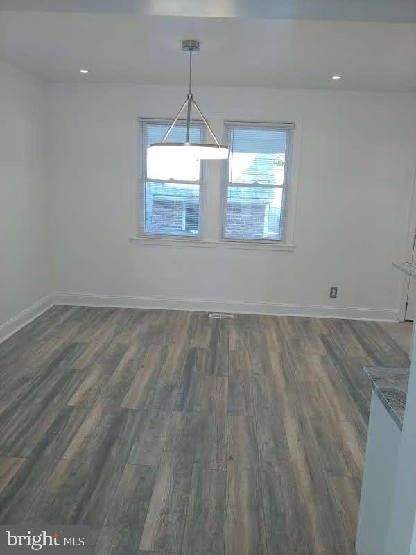 1602 Roundhill Road Baltimore, MD 21218 - Photo 8 of 23 Dining Room