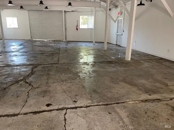$1,395,000 | 3880 Gravenstein Highway South, Sebastopol, CA 95472