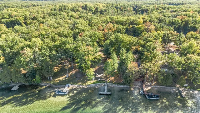 $235,000 | 2447 West Lake Shore Drive, Bitely, MI 49309