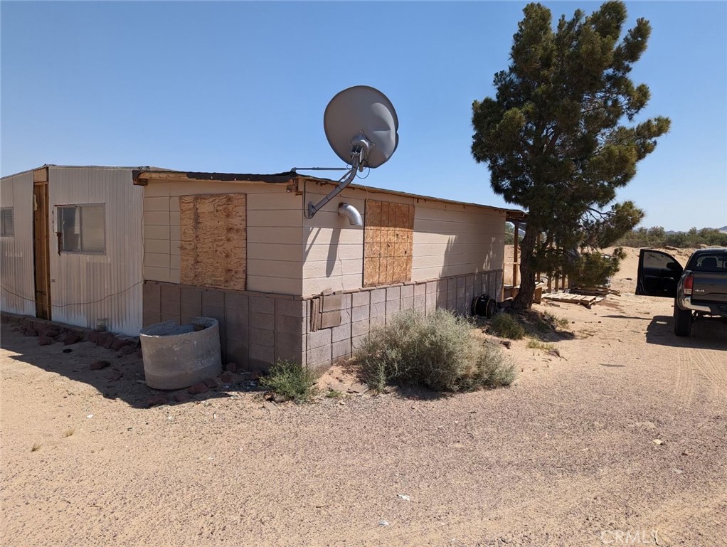 31600 Troy Road Newberry Springs, CA 92365 - Photo 1 of 4